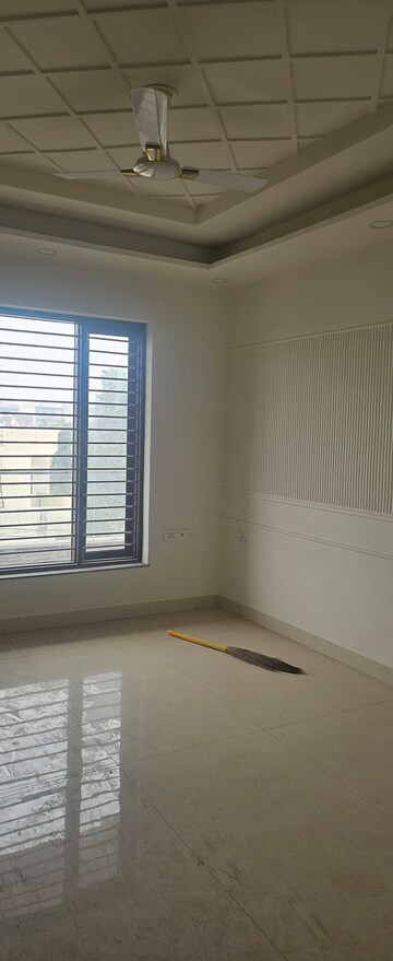 Balcony in 3 BHK Builder Floor at Sector 49 – for Sale