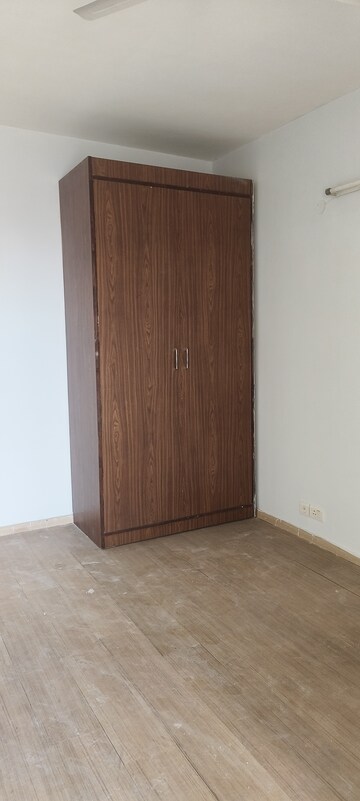 Master Bedroom in 3.5 BHK Apartment at DLF New Town Heights I, Sector 90 – for Rent
