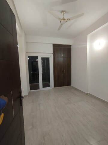 Master Bedroom in 3 BHK Apartment at Griha Pravesh, Sector 77 – for Sale