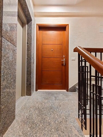 Balcony in 3 BHK Apartment at DLF Exclusive Floors, Sector 53 – for Rent