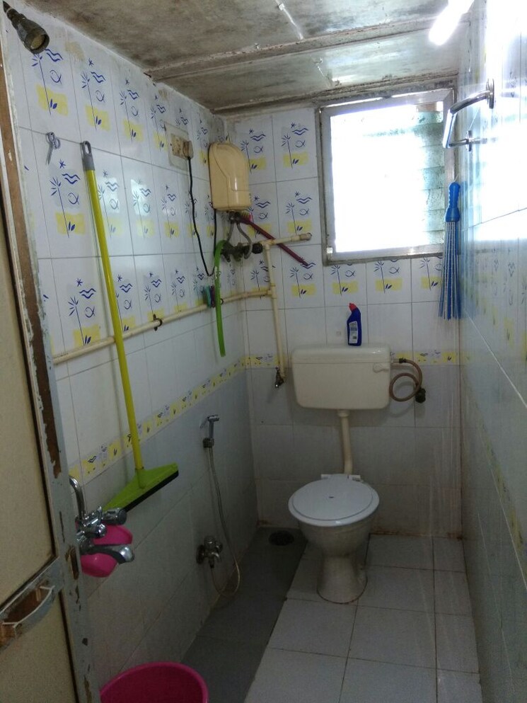 Bathroom, flight-view-chs 1 Bedroom 484 Sq.Ft. Apartment In Santacruz East Mumbai 8028142