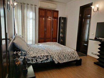 Bedroom in 4 BHK Builder Floor at Vasant Vihar – for Rent