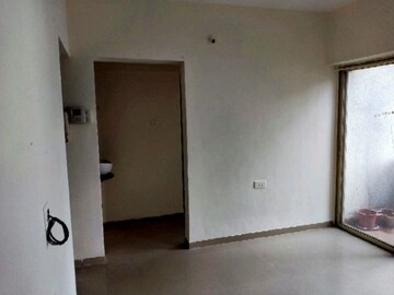Room in 1 BHK Apartment at Sarthak Beaulieu, Kondhwa – for Sale