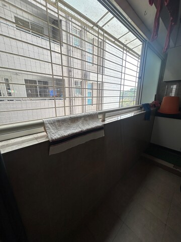 Master Bedroom in 3 BHK Apartment at Suyog Padmavati Hills, Bavdhan – for Rent
