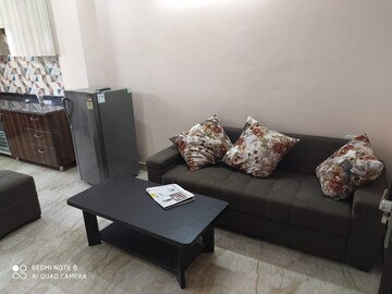 Living Room in 2 BHK Builder Floor at Ansal Sushant Lok I, Sector 43 – for Rent
