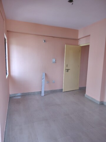 Room in 3 BHK Apartment at Argora Kathal More Road – for Sale