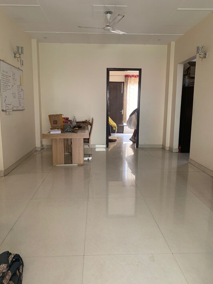 Living Room, ansal-sushant-lok-i 3 Bedroom 215 Sq.Yd. Builder Floor In Sector 43 Gurgaon 8028182