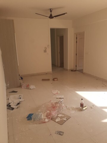 Room in 2 BHK Apartment at Godrej Aria, Sector 79 – for Rent