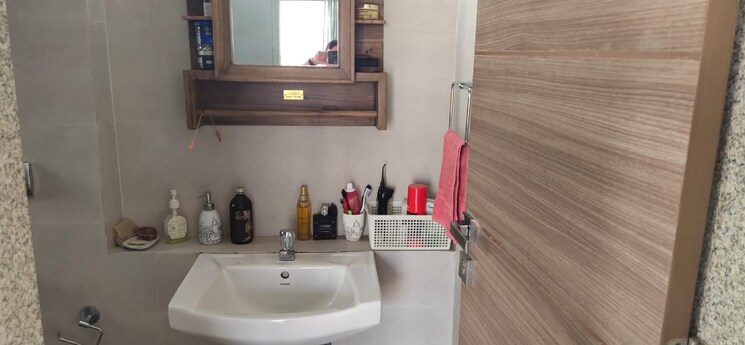 Bathroom, ashirwad-chs-dadar 2 Bedroom 725 Sq.Ft. Apartment In Dadar West Mumbai 8028199