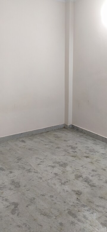 Furnished Amenities in 1 BHK Builder Floor at Kalkaji – for Rent