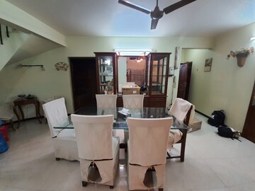 Furnished Amenities in 2.5 BHK Apartment at Clover Highlands, Kondhwa – for Rent