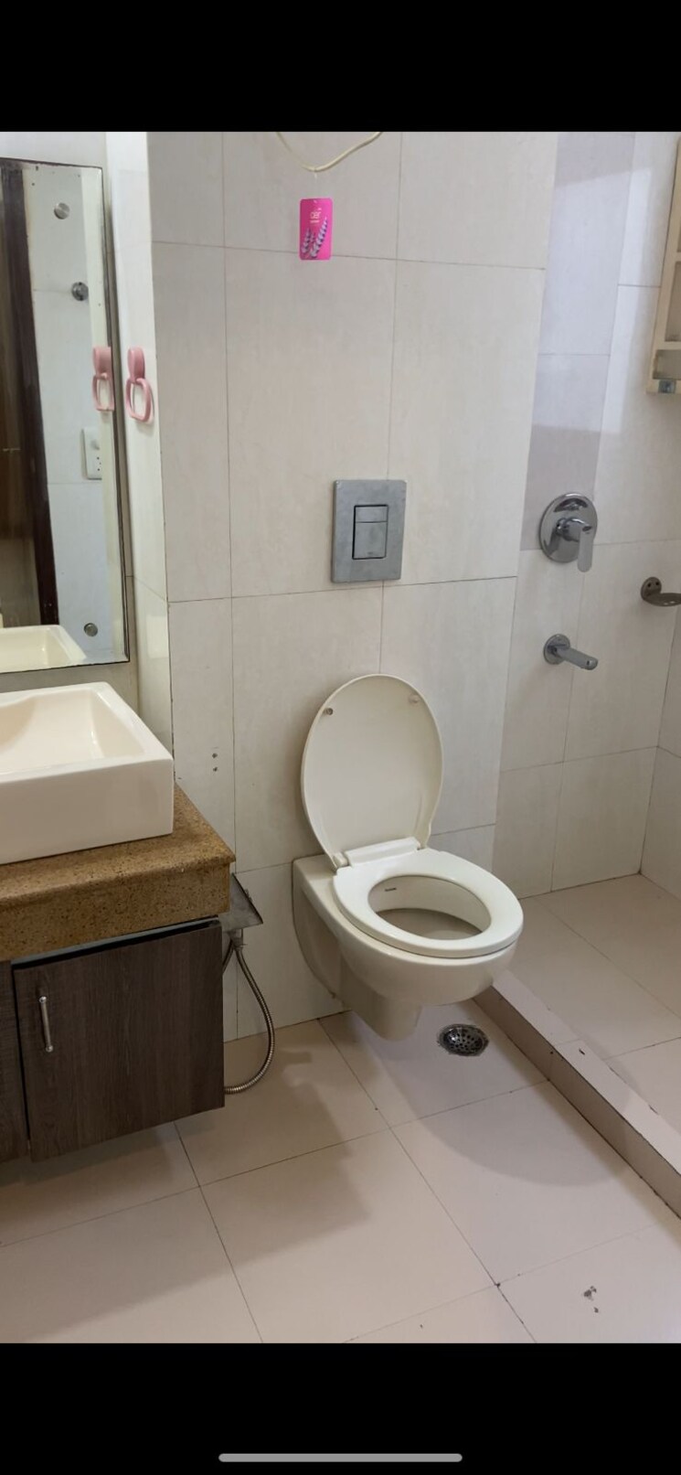 Bathroom, ansal-sushant-lok-i 3 Bedroom 215 Sq.Yd. Builder Floor In Sector 43 Gurgaon 8028263