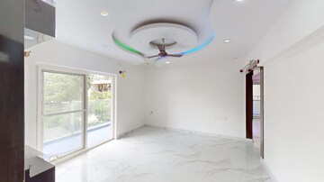 Room in 2 BHK Apartment at Trendsquare Ortus Apartment, Hebbal – for Sale