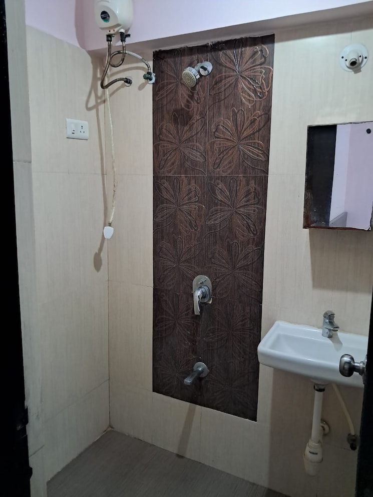 Bathroom, kamanwala-manavstal 2 Bedroom 620 Sq.Ft. Apartment In Malad West Mumbai 8028359