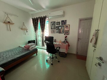 3 BHK Apartment For Rent in Emaar Emerald Estate, Sector 65