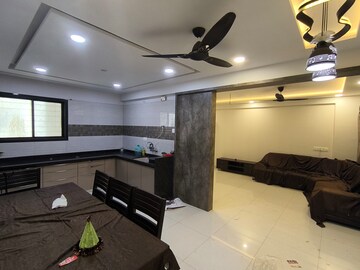 Furnished Amenities in 3 BHK Apartment at Jahangirabad – for Rent