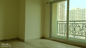 Room in 2 BHK Apartment at Siddhi Highland Springs, Dhokali – for Rent