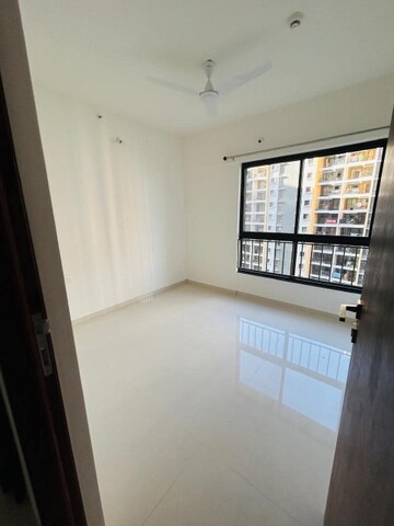 Room in 2 BHK Apartment at Sterling Heights Vasai East, Vasai East – for Sale