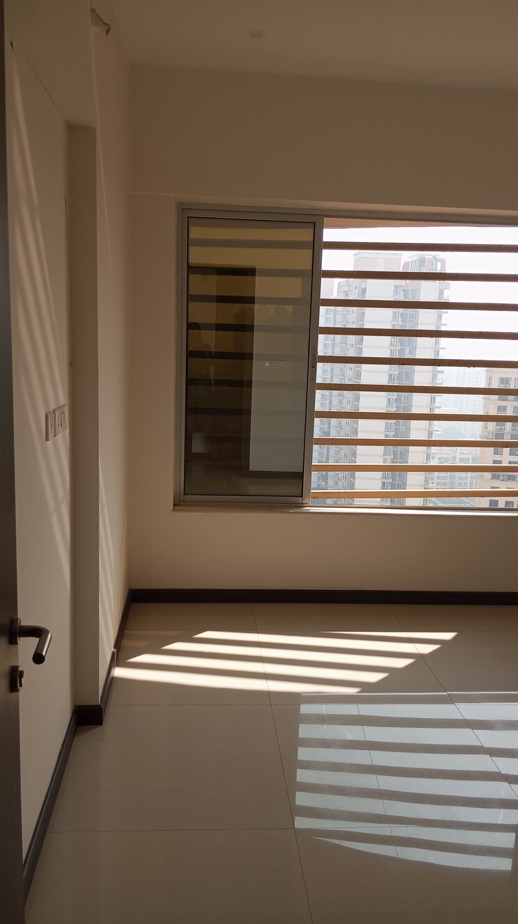 Balcony, soham-tropical-lagoon 3 Bedroom 1250 Sq.Ft. Apartment In Ghodbunder Road Thane 8028532