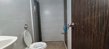 Master Bedroom in 2 BHK Apartment at Siddhi Highland Park Phase 2, Kapur Bawdi – for Rent
