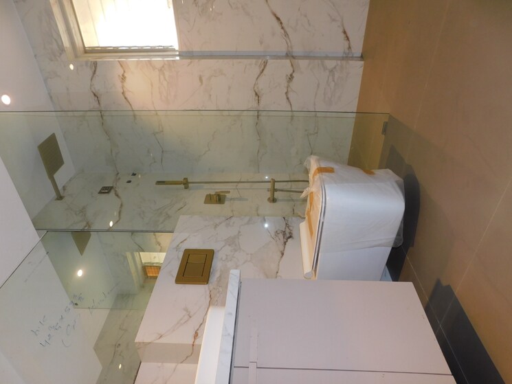 Attached Bathroom, akruti-kalaya-tower 3 Bedroom 1140 Sq.Ft. Apartment In Prabhadevi Mumbai 8002371