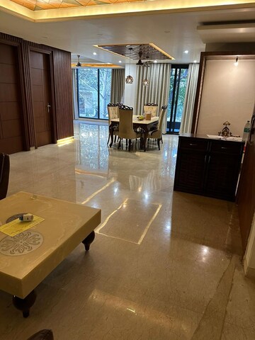 Master Bedroom in 4 BHK Builder Floor at Abw Tower, Sector 25 – for Rent