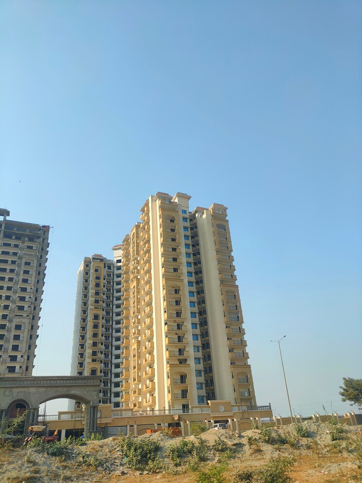 Exterior View, skyline-speedway-avenue 2 Bedroom 1221 Sq.Ft. Apartment In Sector 25 Yamuna Expressway Greater Noida 8028592