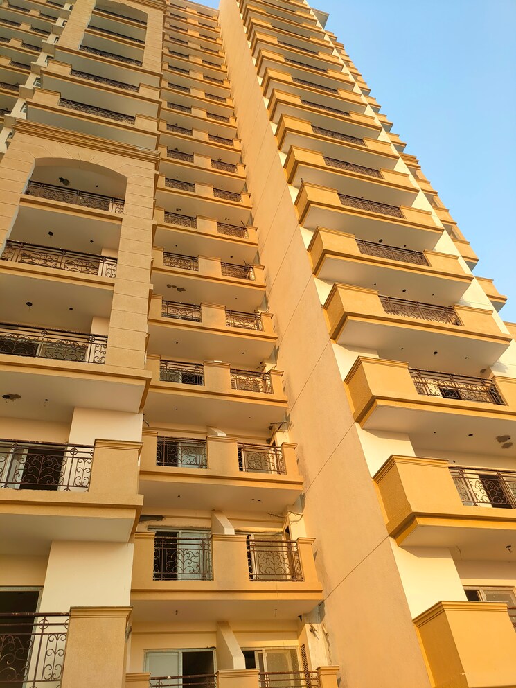Exterior View, skyline-speedway-avenue 2 Bedroom 1221 Sq.Ft. Apartment In Sector 25 Yamuna Expressway Greater Noida 8028592