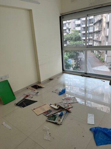 Master Bedroom in 2 BHK Apartment at Kurla West – for Rent