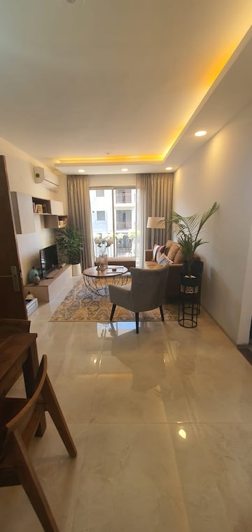 2 BHK Builder Floor For Rent in Sector 83