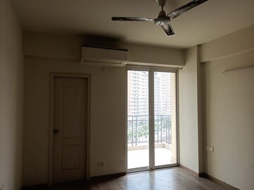 Room in 2 BHK Apartment at Godrej Aria, Sector 79 – for Rent