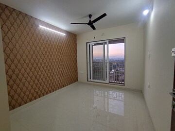 Room in 3 BHK Apartment at Paradise Lifespaces Sai World City, New Panvel – for Rent
