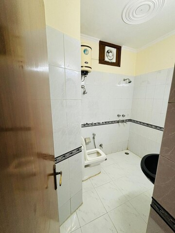 Bathroom in 3 BHK Apartment at Vatika Lifestyle Homes, Sector 83 – for Rent
