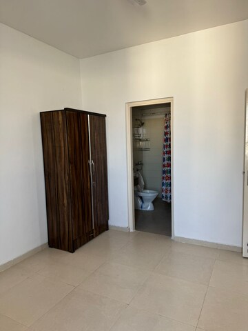 Room in 2 BHK Builder Floor at Vatika India Next, Sector 82 – for Sale