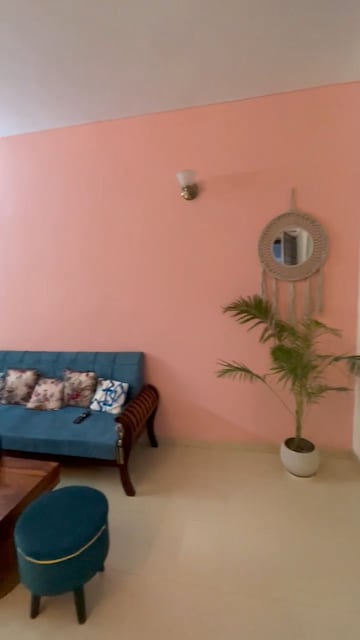 Living Room in 2 BHK Builder Floor at Sector 82 – for Rent