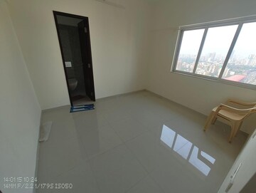 Room in 1 BHK Apartment at Omkar Signet, Malad East – for Rent
