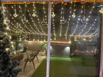 Swimming Pool in 4 BHK Villa at Vipul Tatvam Villas, Sector 48 – for Rent
