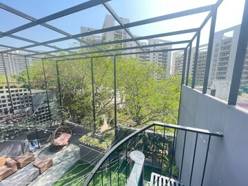 Balcony in 4 BHK Villa at Vipul Tatvam Villas, Sector 48 – for Rent