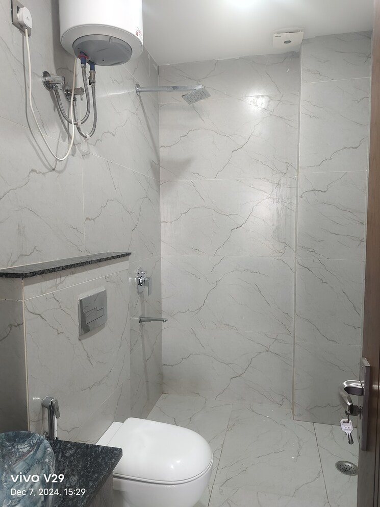 Bathroom, today-princeton-floors 3 Bedroom 1300 Sq.Ft. Builder Floor In Sector 51 Gurgaon 8028747