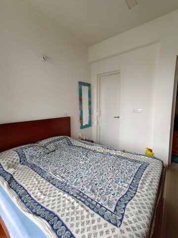 Bedroom in 3 BHK Apartment at Emaar Emerald Estate, Sector 65 – for Rent