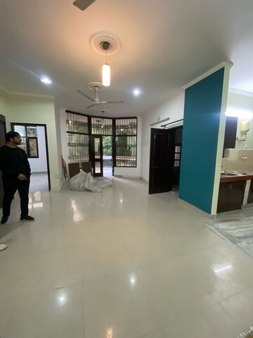 Living Room in 3 BHK Independent House at Ansal Plaza Sector-23, Carterpuri – for Rent