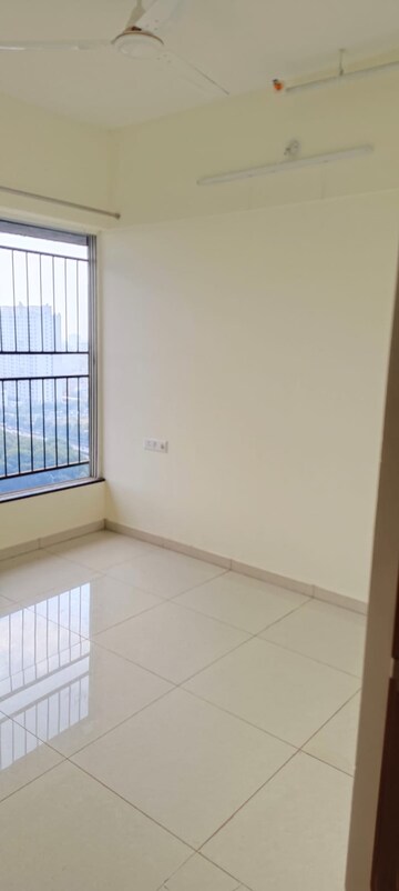 Room in 1 BHK Apartment at Kolte Patil Life Republic, Hinjewadi – for Rent