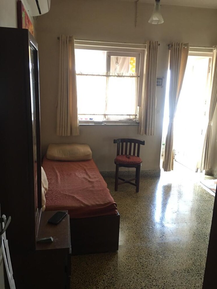 Bedroom, lovedale-apartment 3 Bedroom 990 Sq.Ft. Apartment In Colaba Mumbai 8028805