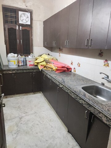 Kitchen in 2 BHK Builder Floor at Sector 47 – for Rent