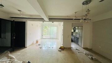 Living Room in 3 BHK Builder Floor at Ambience Creacions, Sector 22 – for Rent