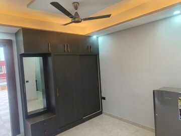 Room in 1 BHK Builder Floor at Sector 47 – for Rent