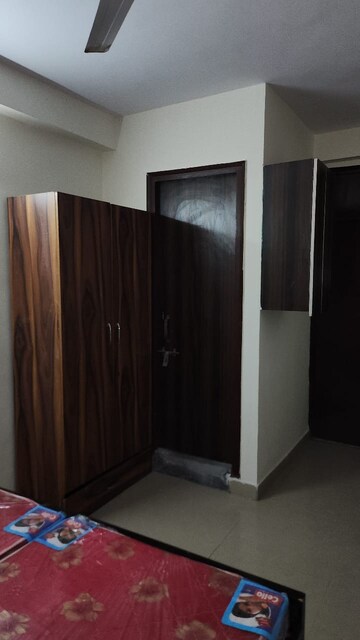 Room in 1 RK Builder Floor at Saket – for Rent