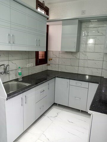 Kitchen in 3 BHK Builder Floor at Mati Apartments, Gyan Khand I – for Rent
