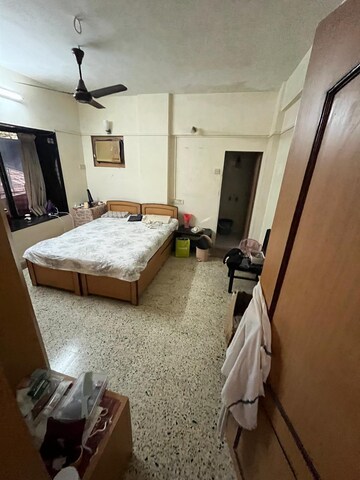 Master Bedroom in 2 BHK Apartment at Seema CHS Chembur, Chembur – for Rent