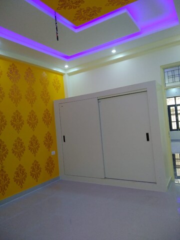 Room in 2 BHK Villa at Gomti Nagar – for Rent